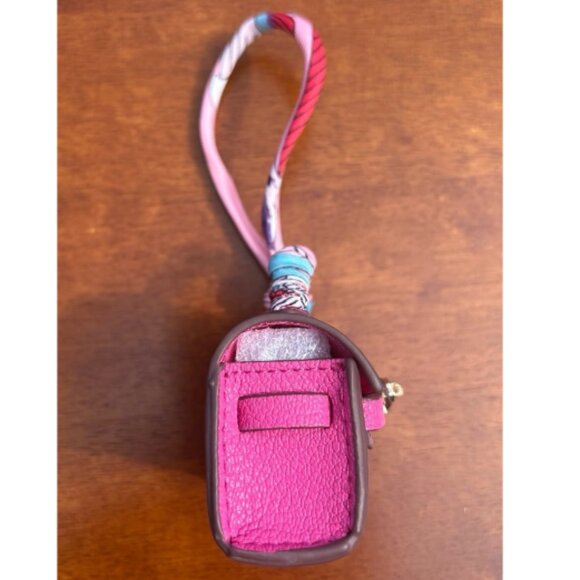 New mini bag charm w/ functional lock closure - Picture 5 of 11